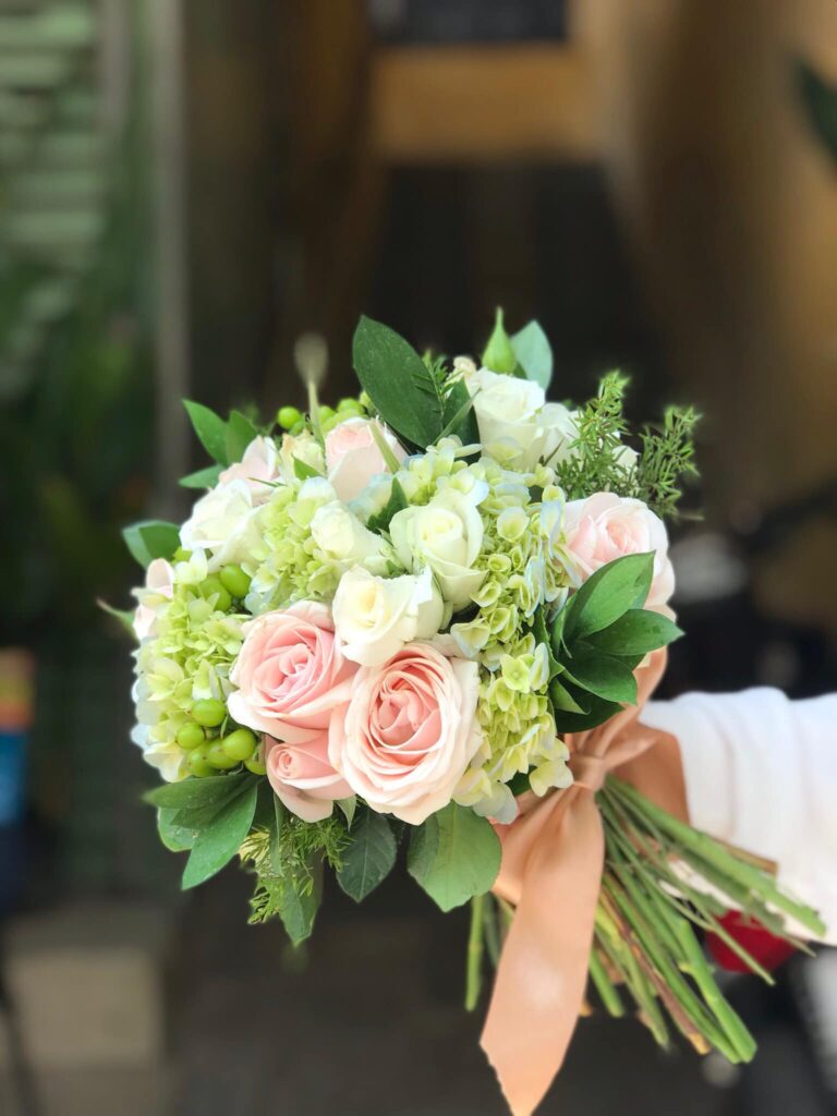 Bó hoa cưới tại shop hoa Bình Tân
