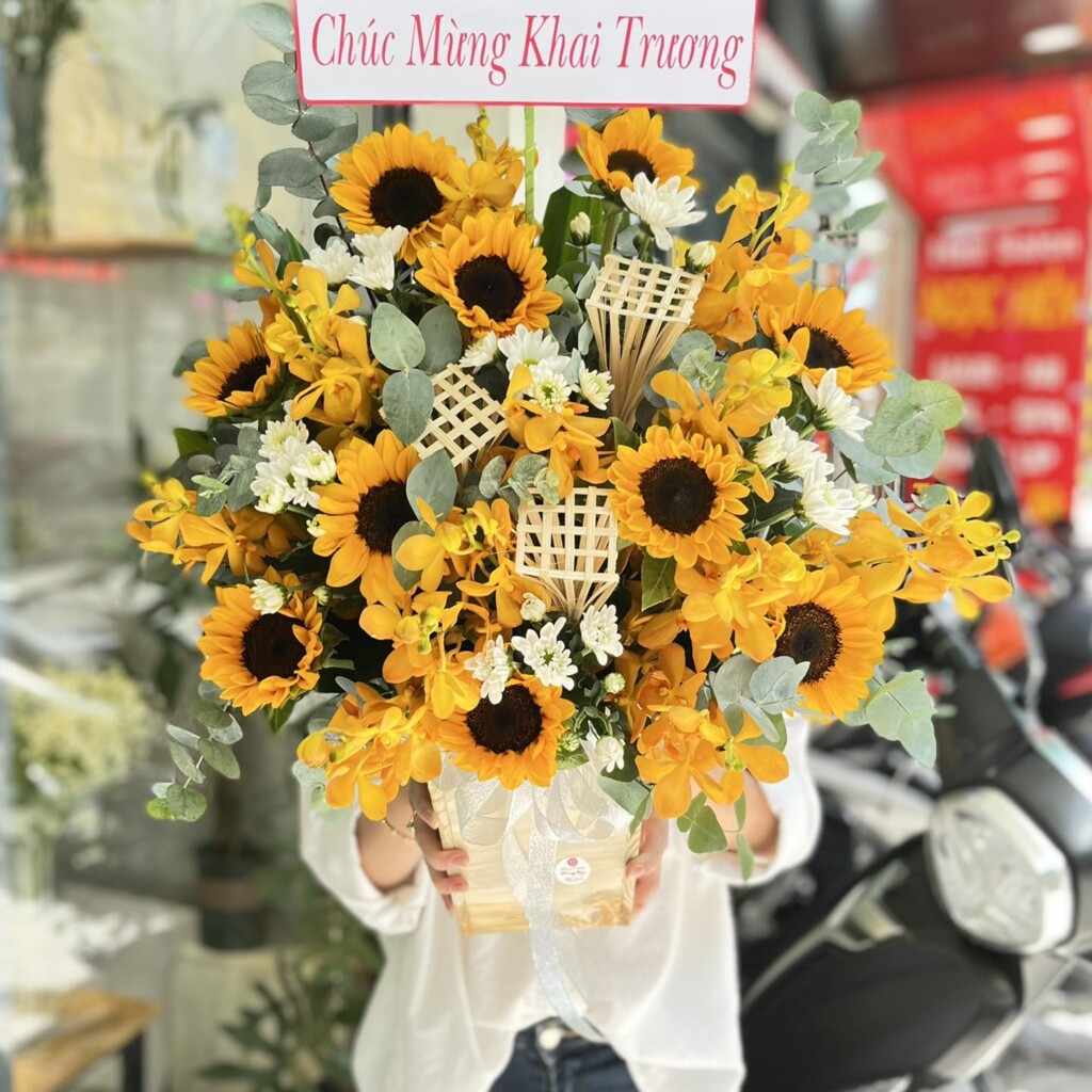 Giỏ hoa sinh nhật tại quận Tây Hồ